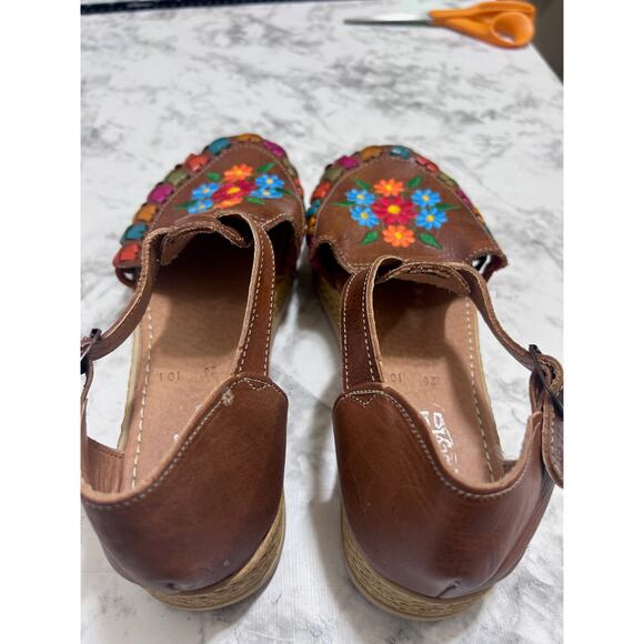 Zula Huarache Mexican Sandal 9 Brown Floral Handmade Leather Art Hippie Peasant - Picture 7 of 9